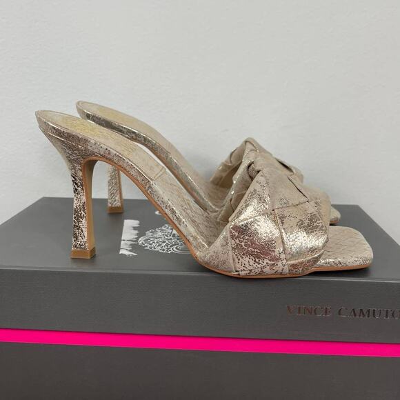 Vince Camuto Gold Sandals - Picture 5 of 9